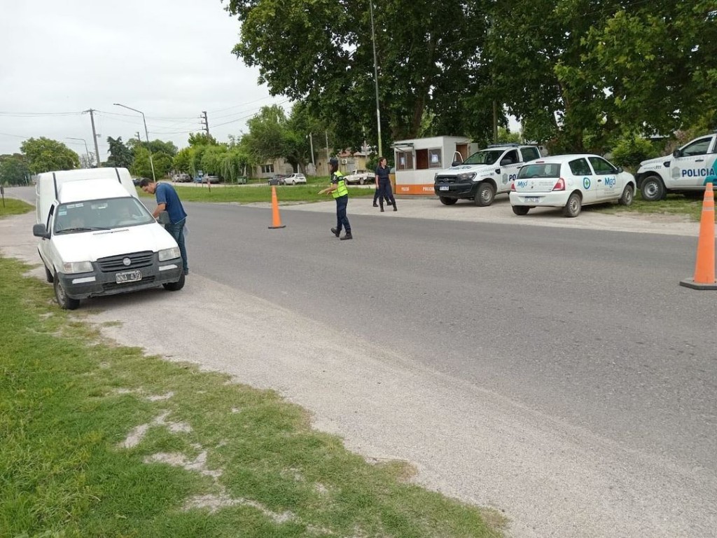 Operativo sorpresa en el ingreso a Magdalena por control de alimentos